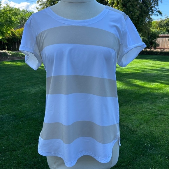 Lululemon Lightened Up Short Sleeve Striped Top | Size 12 - Picture 3 of 13